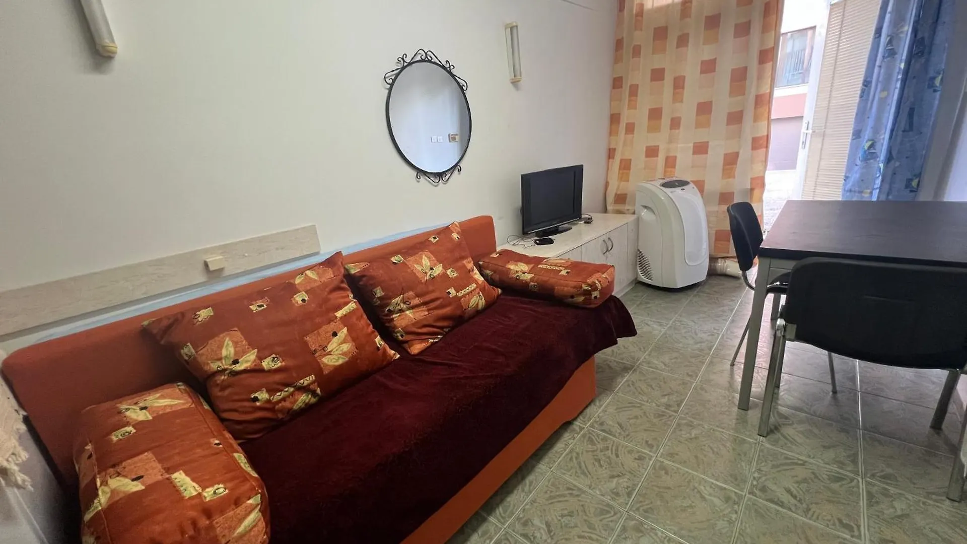 Cheep&Free On The Ground Floor And Pets Friendly Apartment Sofia