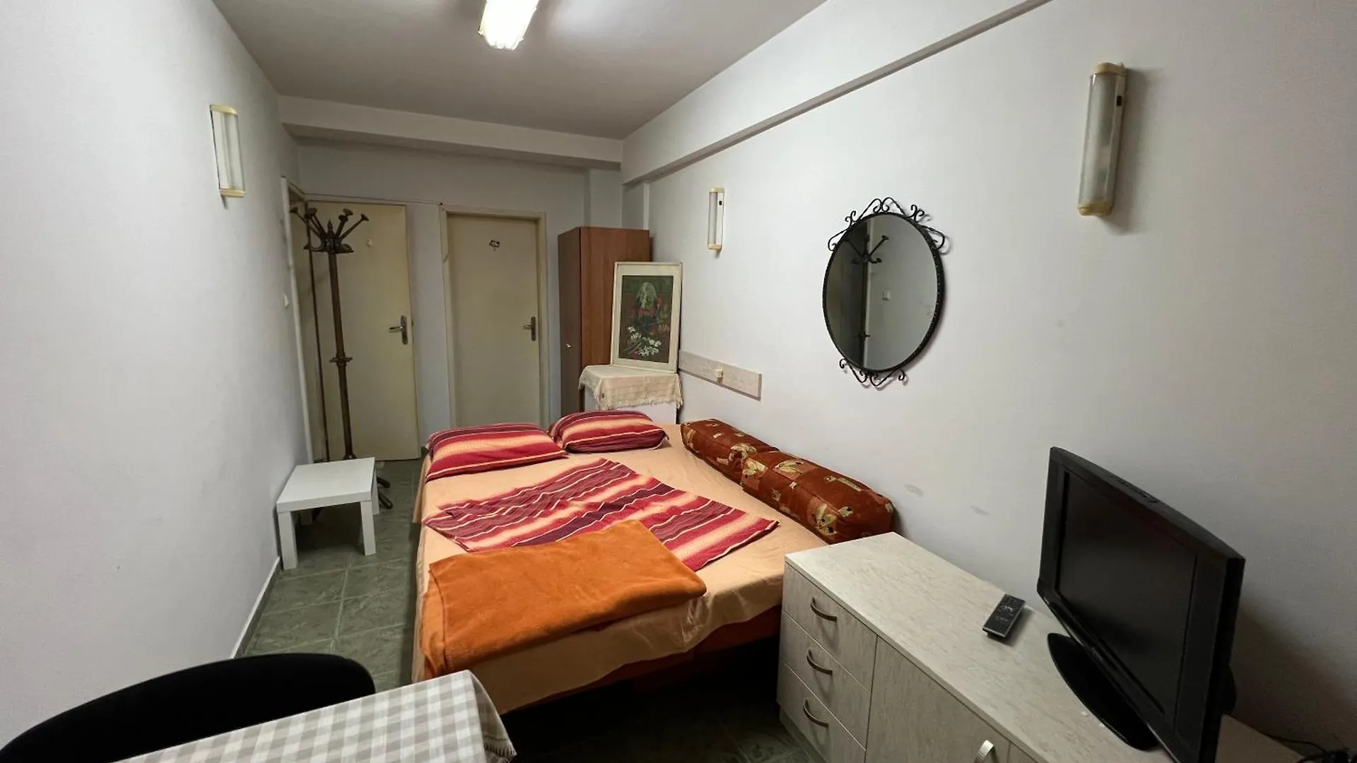 Апартаменты Cheep&Free On The Ground Floor And Pets Friendly София